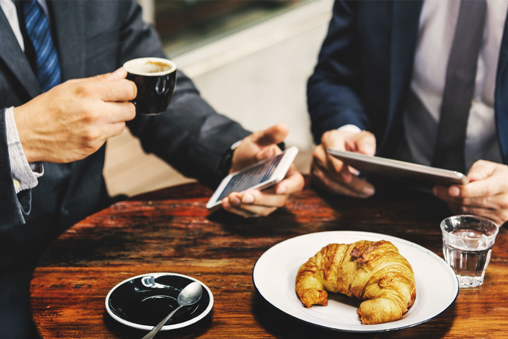 اجتماعات العمل